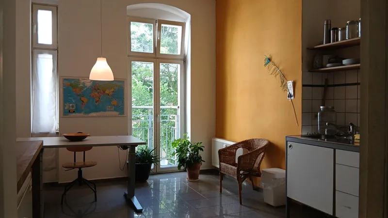 3-Zi-Whg Hufelandstr. möbliert befristet 4 Monate zu vermieten — photo 1